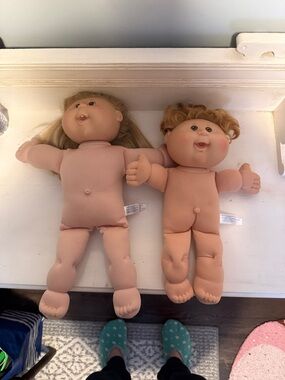 2) 2004 vintage cabbage patch dolls toy naked no clothes